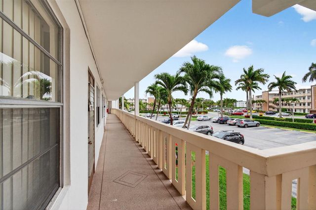 2070 Guildford D, Boca Raton, FL 33434