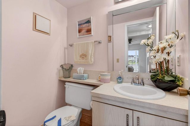 2070 Guildford D, Boca Raton, FL 33434