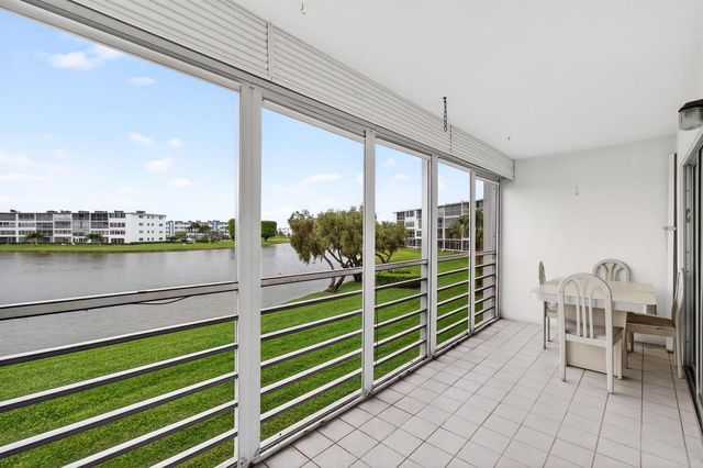 2070 Guildford D, Boca Raton, FL 33434