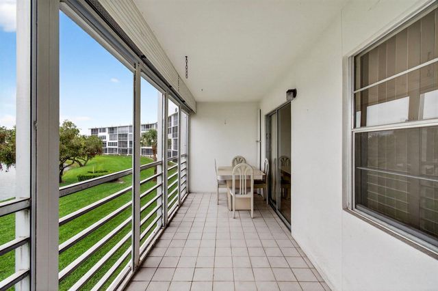 2070 Guildford D, Boca Raton, FL 33434
