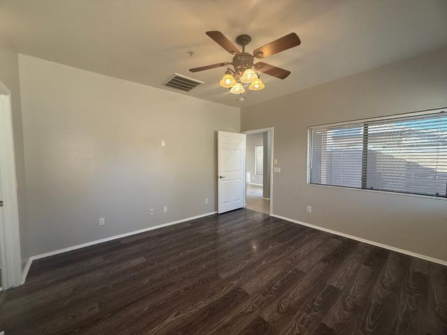 902 E Dee Street, Avondale, AZ 85323