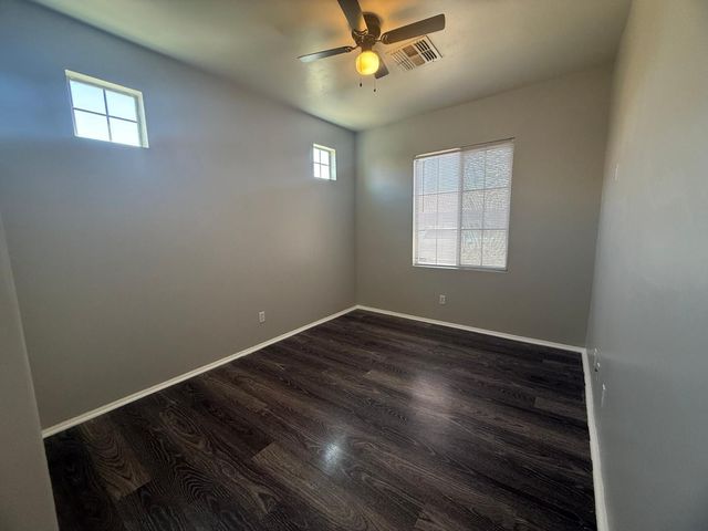 902 E Dee Street, Avondale, AZ 85323
