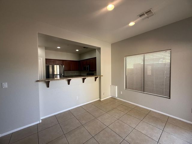 902 E Dee Street, Avondale, AZ 85323