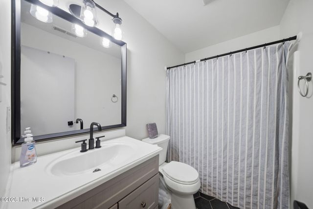 313 Greenville Avenue, Carolina Beach, NC 28428