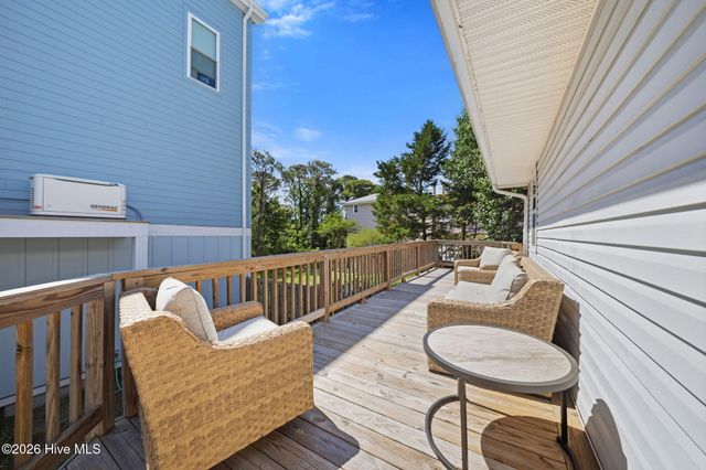 313 Greenville Avenue, Carolina Beach, NC 28428