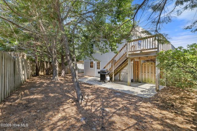 313 Greenville Avenue, Carolina Beach, NC 28428