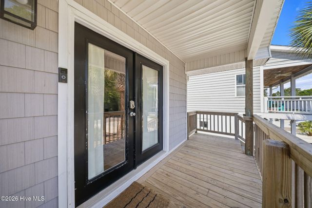 313 Greenville Avenue, Carolina Beach, NC 28428