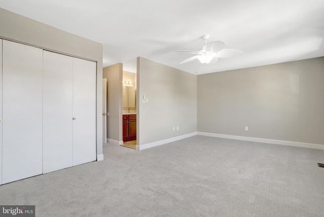 8225 CEDAR LANDING CT, Alexandria, VA 22306