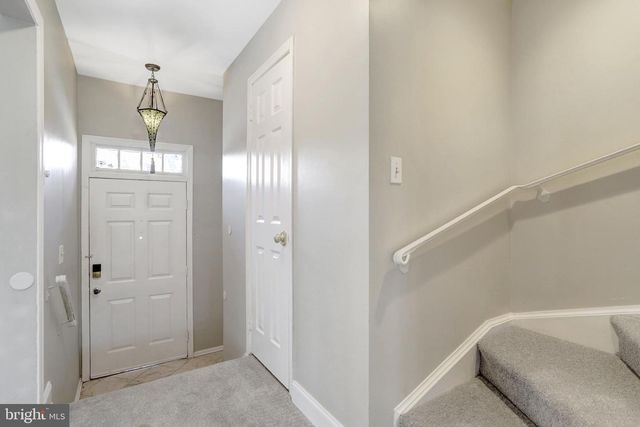 8225 CEDAR LANDING CT, Alexandria, VA 22306