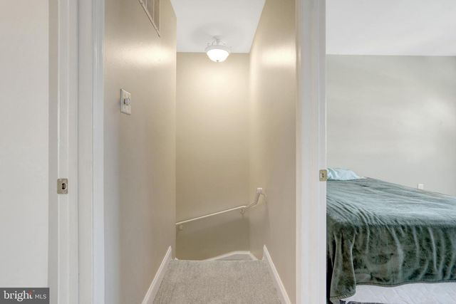 8225 CEDAR LANDING CT, Alexandria, VA 22306