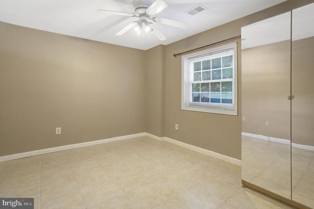 8225 CEDAR LANDING CT, Alexandria, VA 22306