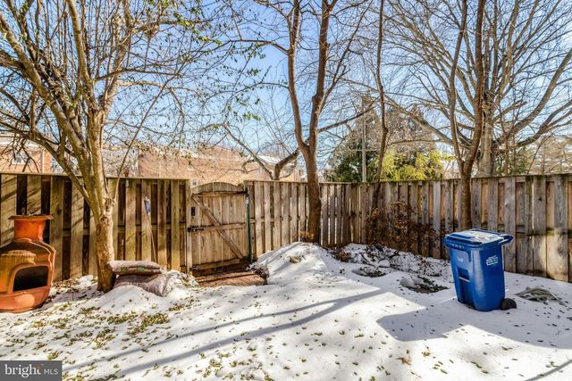 8225 CEDAR LANDING CT, Alexandria, VA 22306