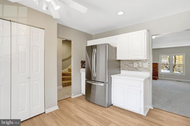 8225 CEDAR LANDING CT, Alexandria, VA 22306