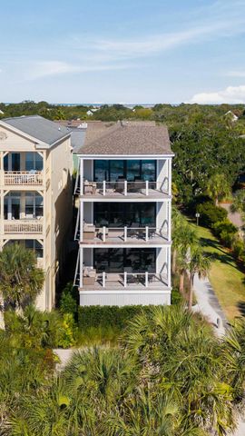 64 Grand Pavilion Boulevard, Isle Of Palms, SC 29451