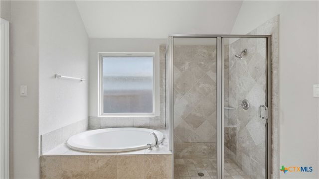 2125 Pioneer Pass, Seguin, TX 78155