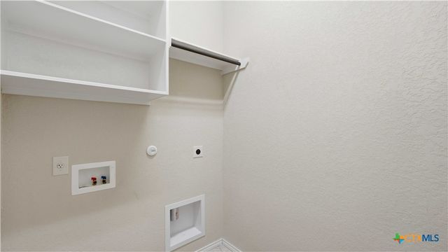 2125 Pioneer Pass, Seguin, TX 78155