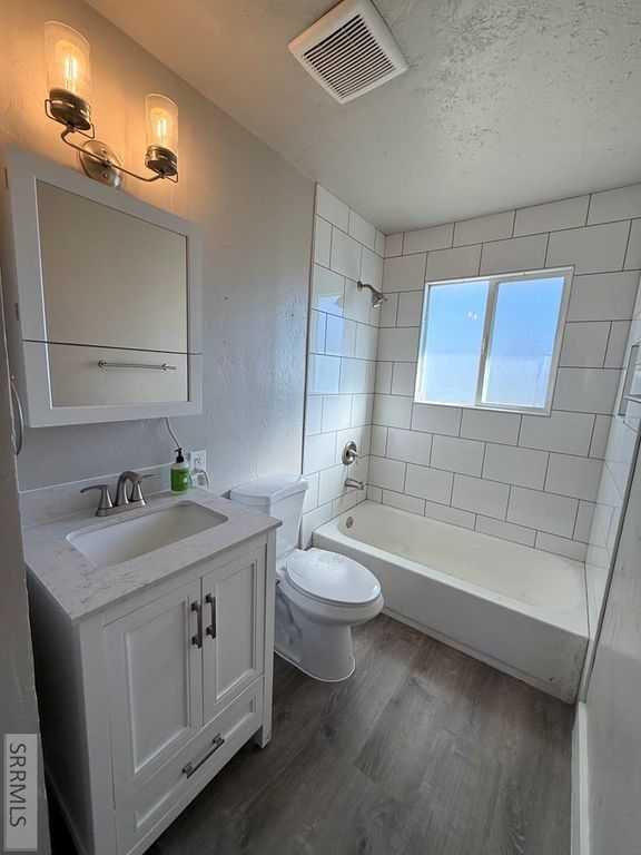 Image 14 of property listing at 250 W 5th N, St Anthony, ID 83445