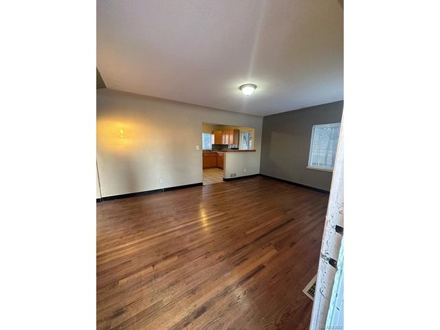 460 S Alcott St, Denver, CO 80219