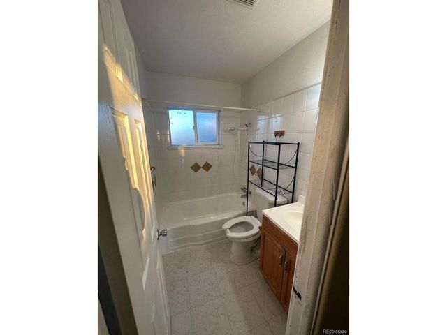 460 S Alcott St, Denver, CO 80219