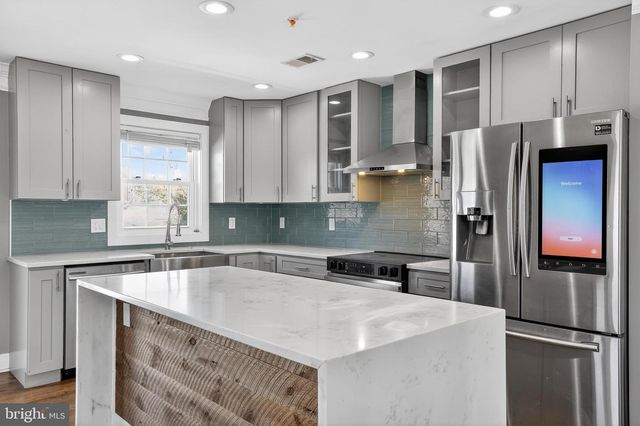 12626 HILLMEADE STATION DR, Bowie, MD 20720