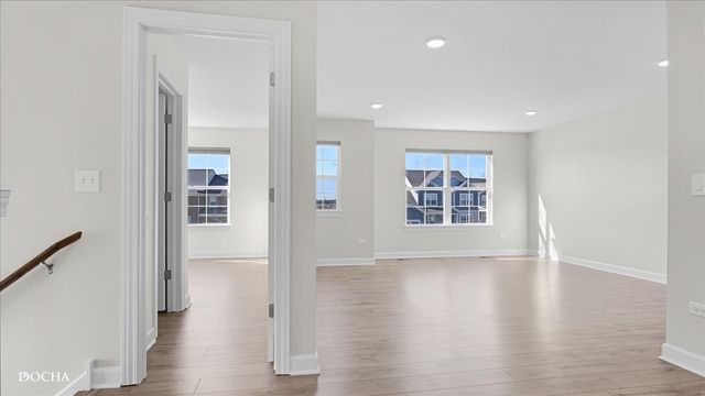 5020 Christa Court, Naperville, IL 60564