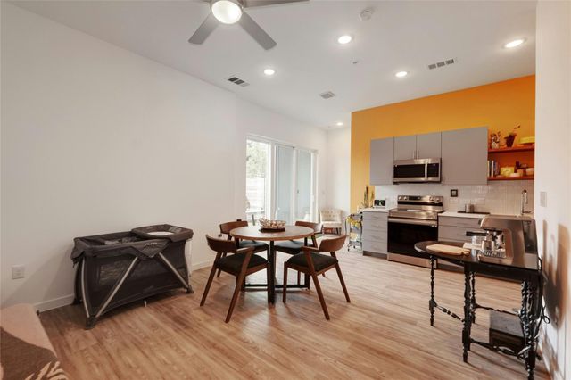 4901 Springdale. RD 102, Austin, TX 78723