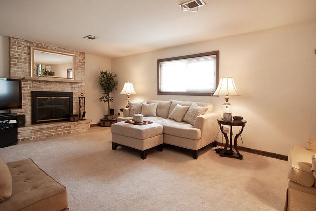 17555 Cypress Avenue, Country Club Hills, IL 60478