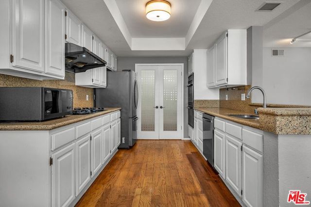 7513 W 83rd Street, Playa Del Rey, CA 90293