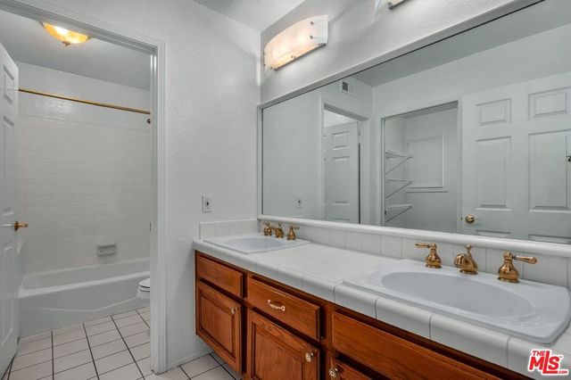 7513 W 83rd Street, Playa Del Rey, CA 90293