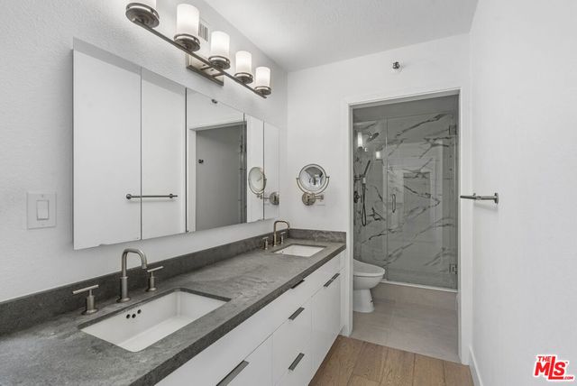 600 W 9th Street 1214, Los Angeles, CA 90015