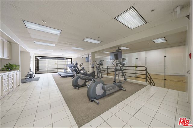 600 W 9th Street 1214, Los Angeles, CA 90015