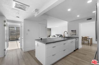 600 W 9th Street 1214, Los Angeles, CA 90015