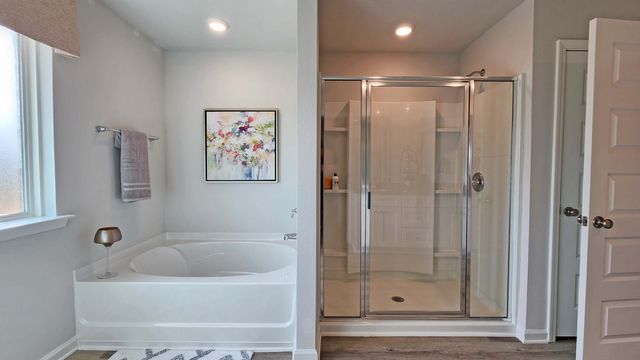 107 Oakwood Dr., Hattiesburg, MS 39402