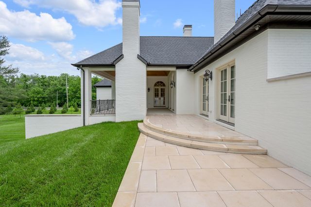 100 Lafontaine Court, Nicholasville, KY 40356