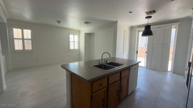 8485 Indigo Harbor Avenue, Las Vegas, NV 89117