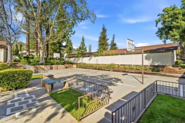 813 E Ponderosa Drive, Azusa, CA 91702