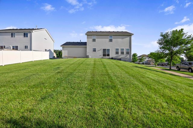 594 Camellia Avenue, Aurora, IL 60505