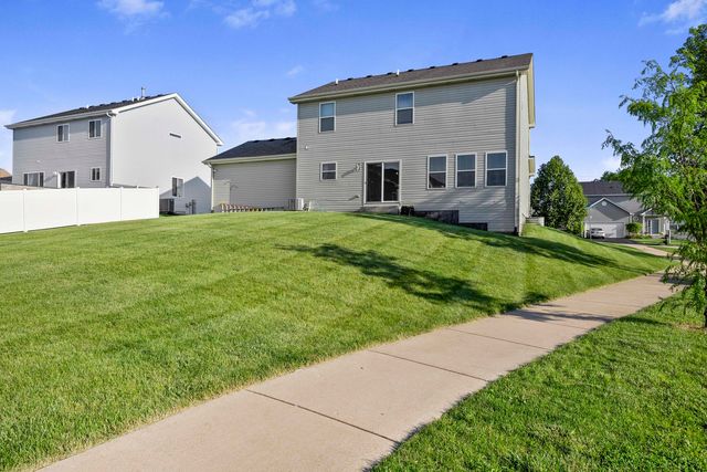 594 Camellia Avenue, Aurora, IL 60505