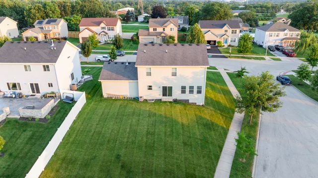 594 Camellia Avenue, Aurora, IL 60505