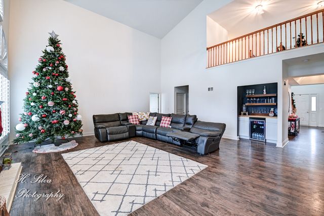 533 Nunda Trail, Crystal Lake, IL 60012