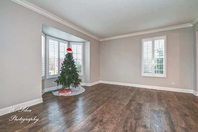 533 Nunda Trail, Crystal Lake, IL 60012