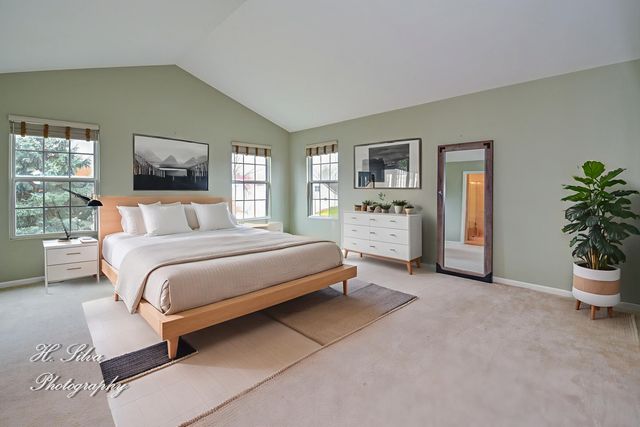 533 Nunda Trail, Crystal Lake, IL 60012