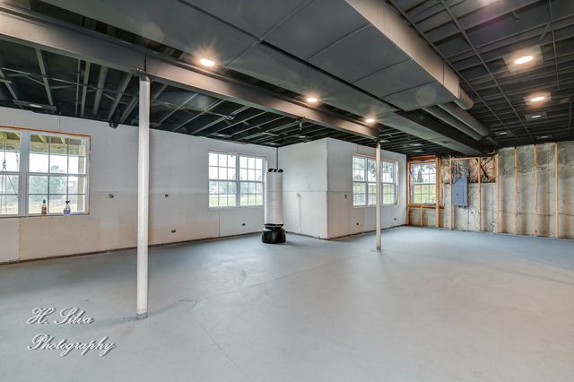 533 Nunda Trail, Crystal Lake, IL 60012