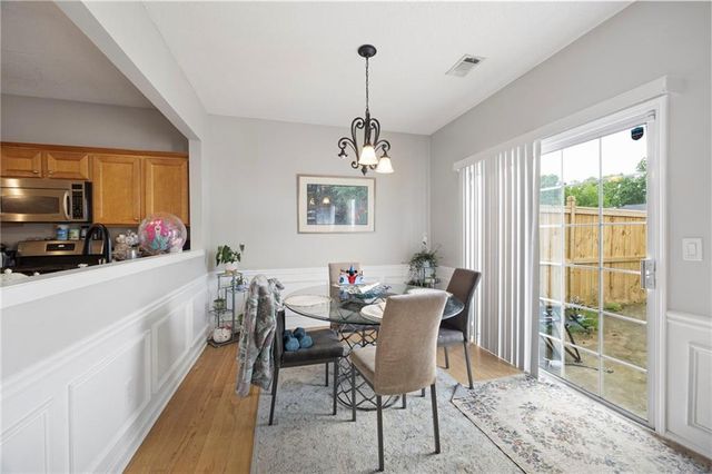 212 Regent Square, Woodstock, GA 30188