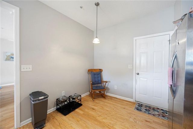 212 Regent Square, Woodstock, GA 30188