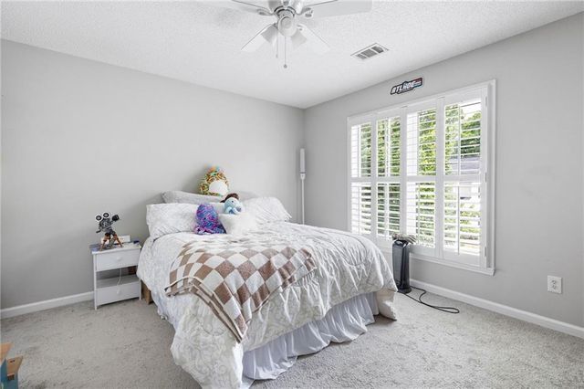 212 Regent Square, Woodstock, GA 30188