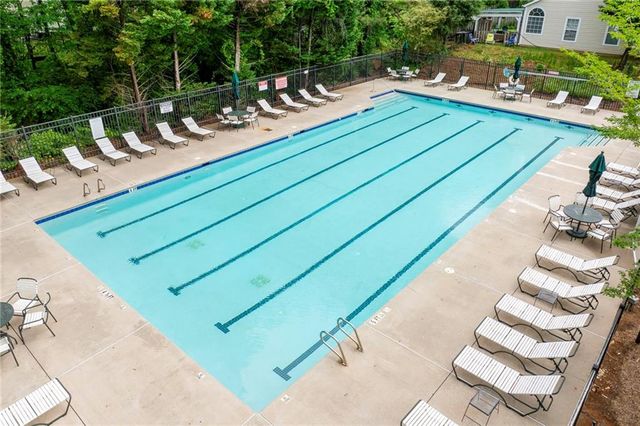 212 Regent Square, Woodstock, GA 30188