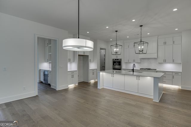 2975 N Bogan Road NE 4, Buford, GA 30519