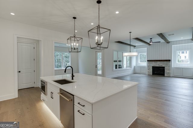 2975 N Bogan Road NE 4, Buford, GA 30519