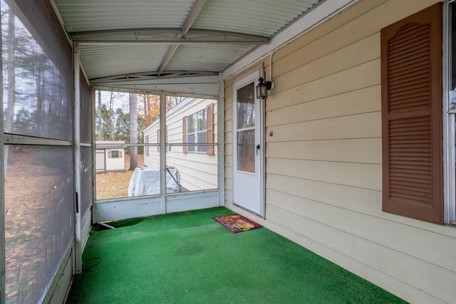 5 S Blueberry Lane, Rochester, NH 03867